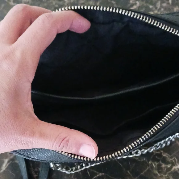 Michael Kors Black Crossbody Bag - Picture 5 of 10